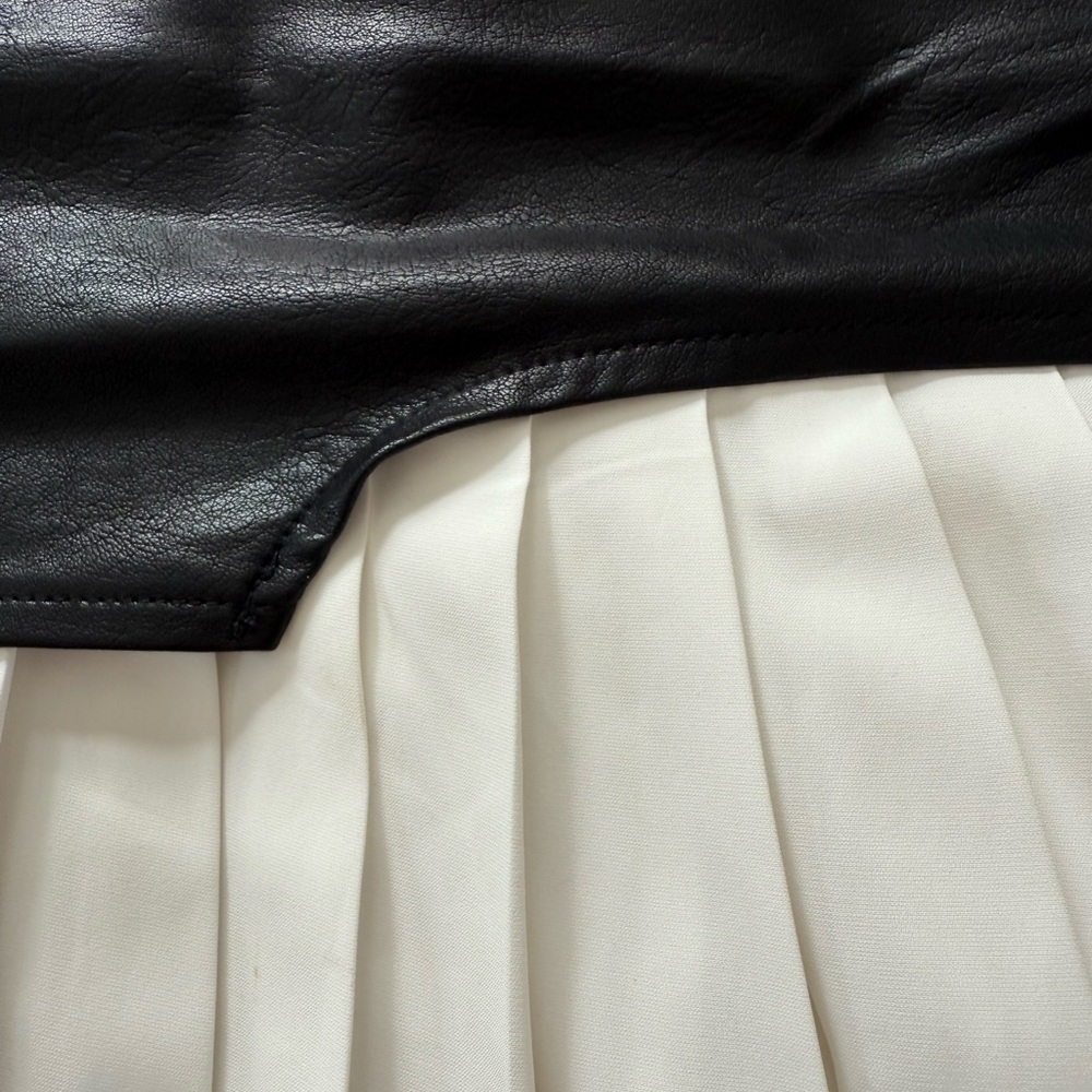 🛍️Elegant Black and White Layered Skirt - Picture 7 of 13